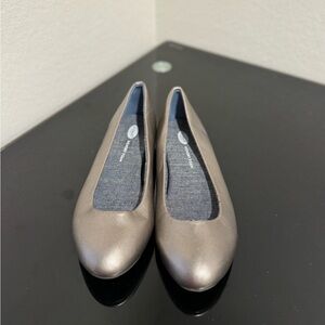 Dr. Scholl's Silver Flats Timeless Comfort